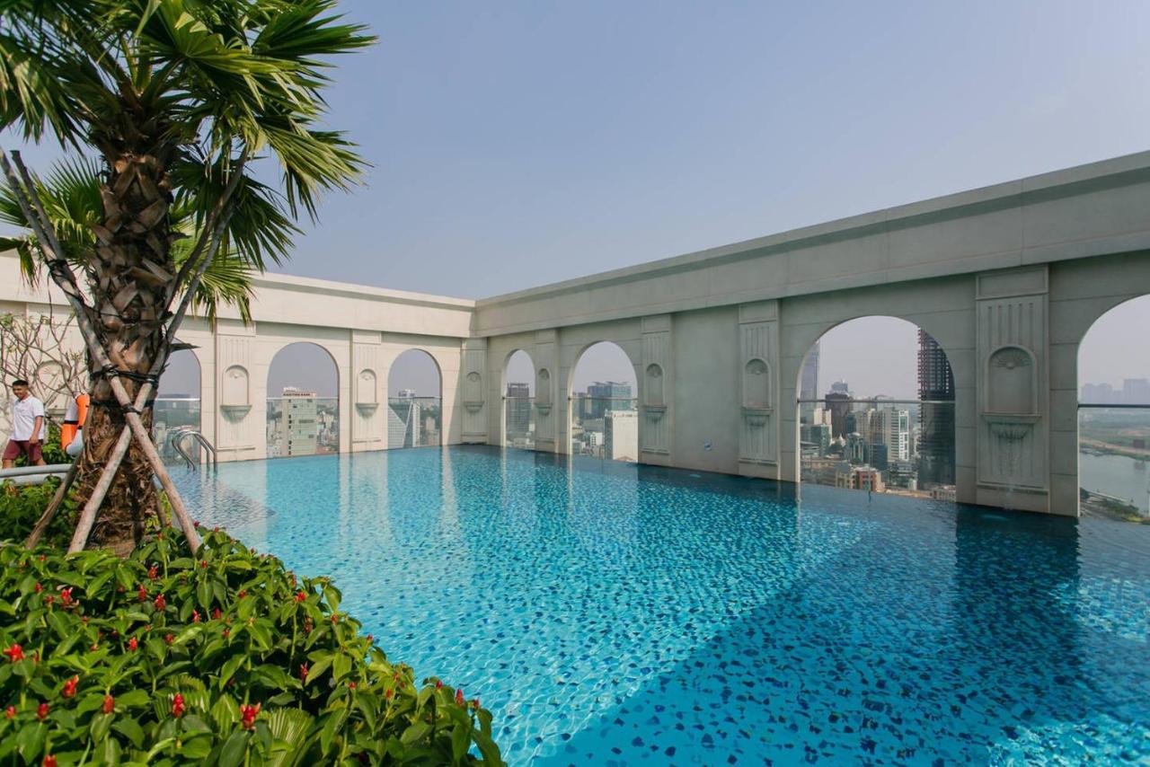 Ami Splendid Rooftop Pool Хошимін Екстер'єр фото