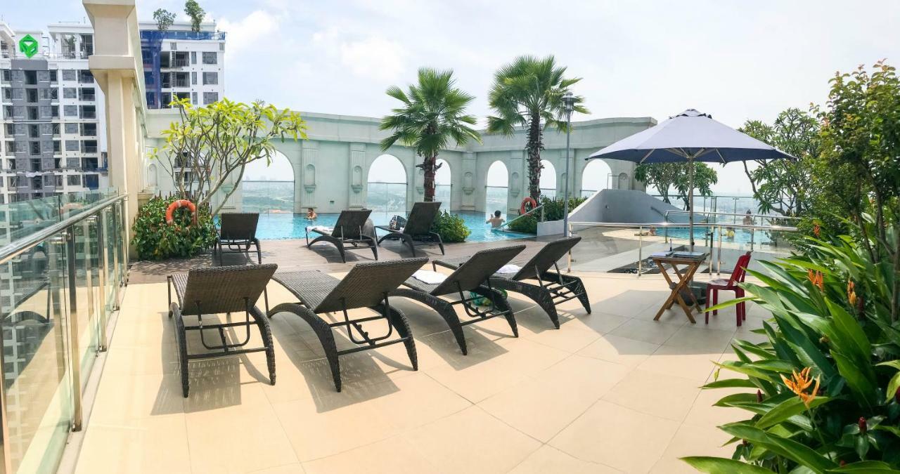 Ami Splendid Rooftop Pool Хошимін Екстер'єр фото