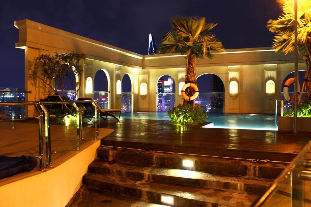 Ami Splendid Rooftop Pool Хошимін Екстер'єр фото